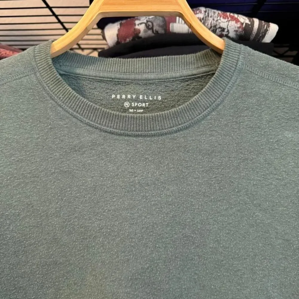 Perry Ellis Sport Performance Men Sz Medium Crewneck‎ Oversized Baggy Sweatshirt
